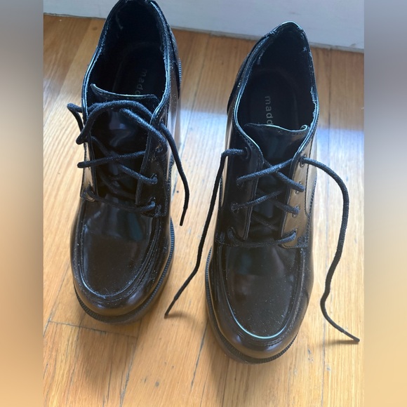 Madden Girl Women's Rileyy Loafer - Picture 5 of 6